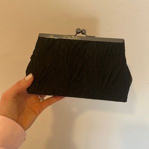 Black clutch